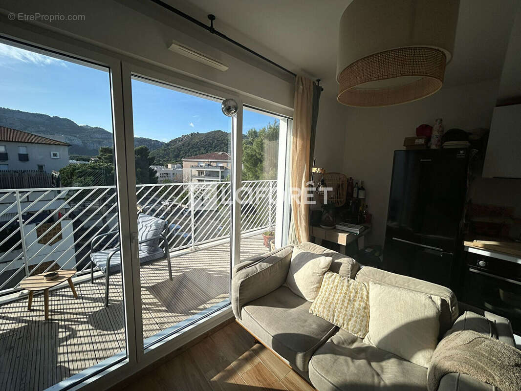 Appartement à MARSEILLE-9E