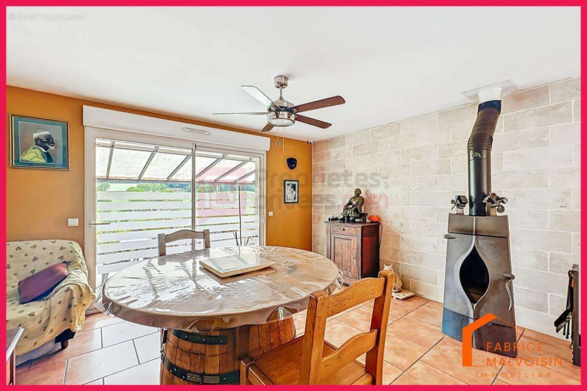 Maison à HUCQUELIERS