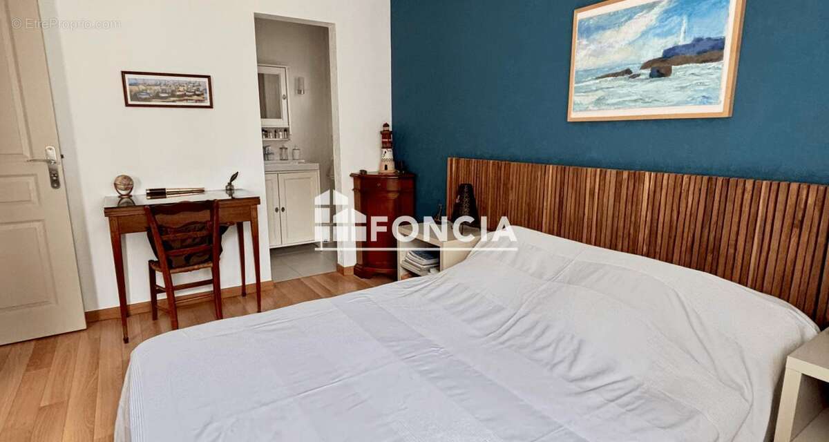 Maison à SALLES-SUR-MER