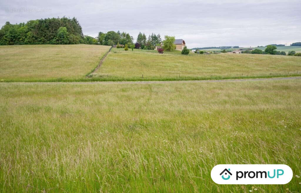 Terrain à CHARLEVILLE-MEZIERES