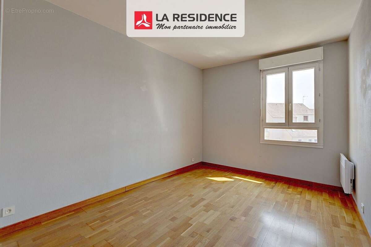 Appartement à BEAUCHAMP