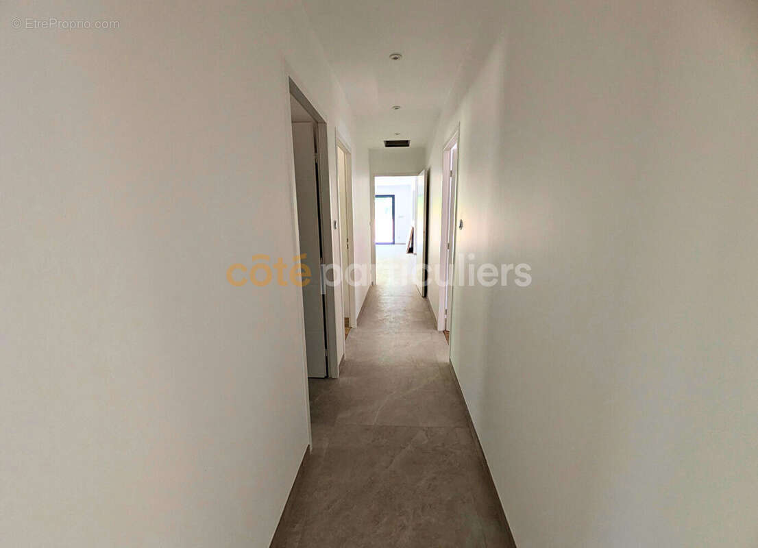 Maison et T1 Montauban 175 m2 - photo 10