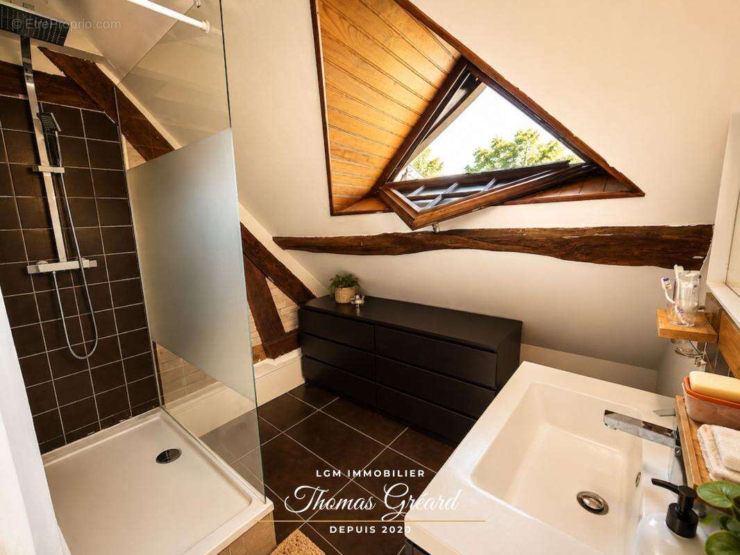 Maison à colombages 193 m² avec 5 chambres, jardin et piscine à Authon - photo 13