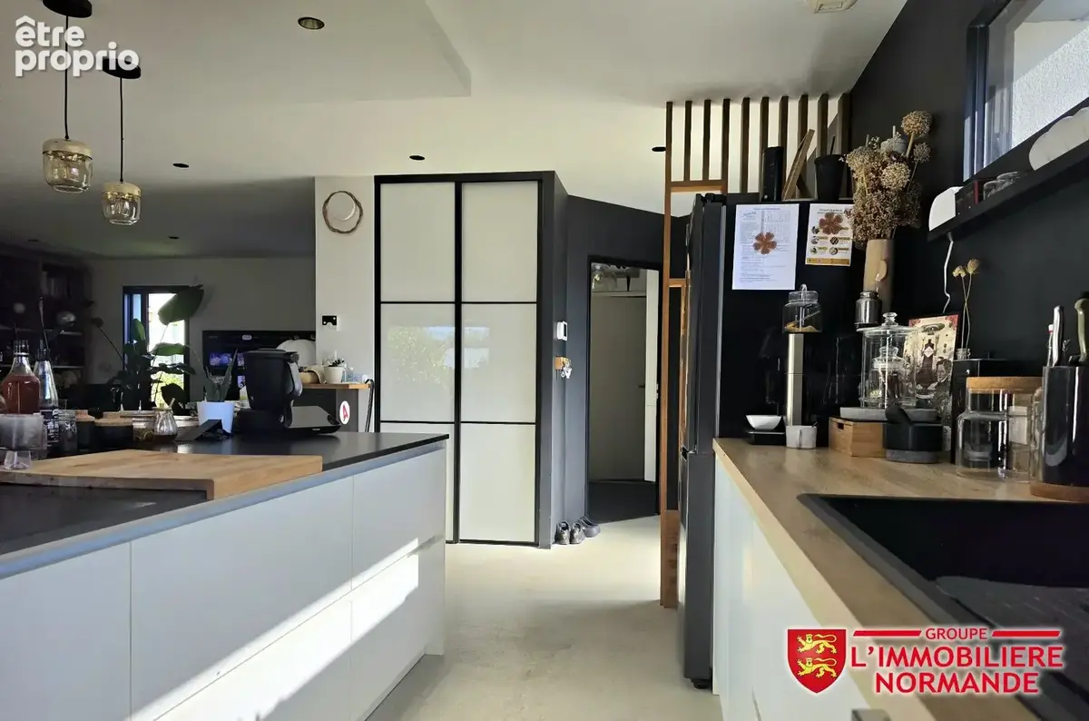 Maison récente au Vaudreuil : 4 chambres et jacuzzi, près de la voie verte - photo 7