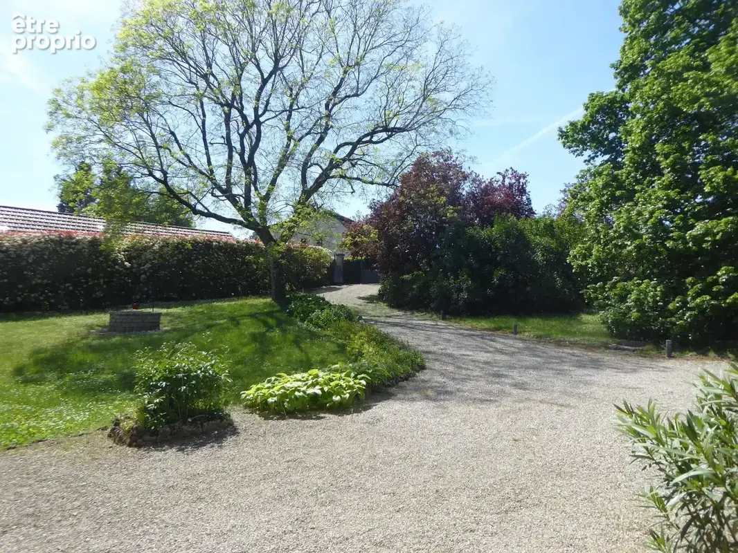 Maison sur Grand Terrain - photo 6