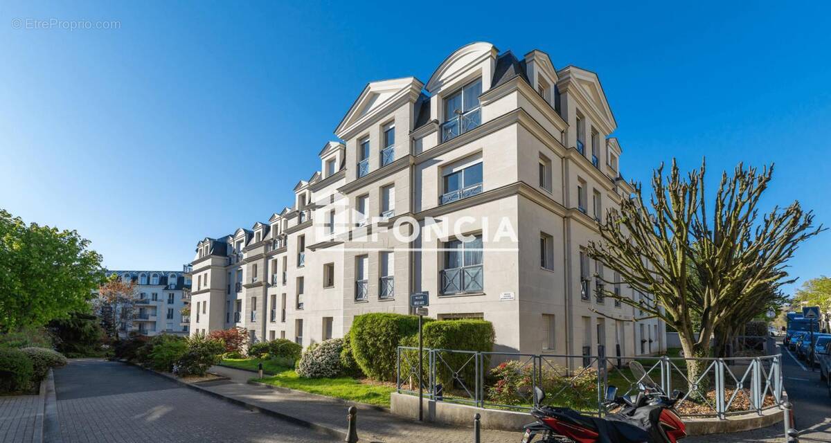Appartement à CHATILLON