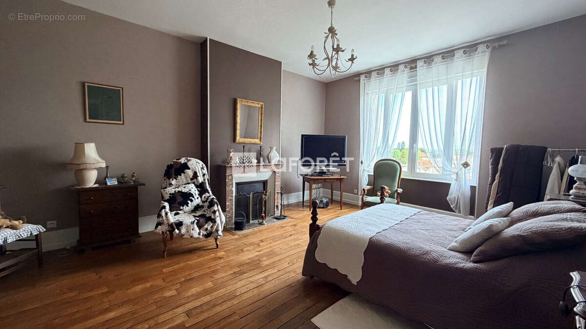 Maison de Maître Clermont-en-Argonne (223 m²) - photo 12