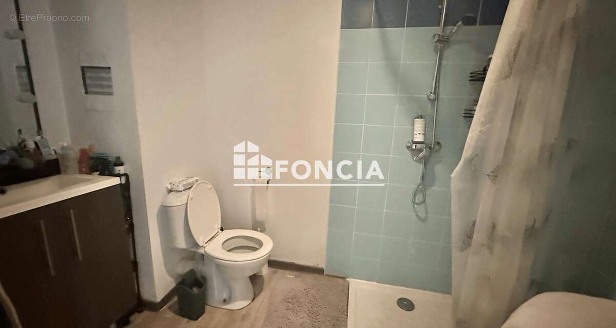 Appartement à MARSEILLE-3E