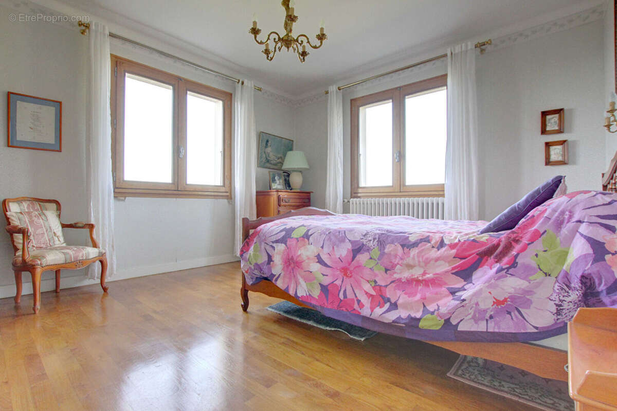 Maison à SAINT-EUSEBE