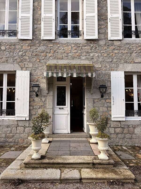 Maison à USSEL