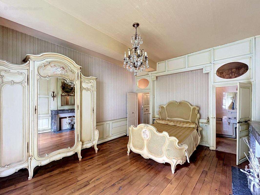 Maison à MONTLUCON