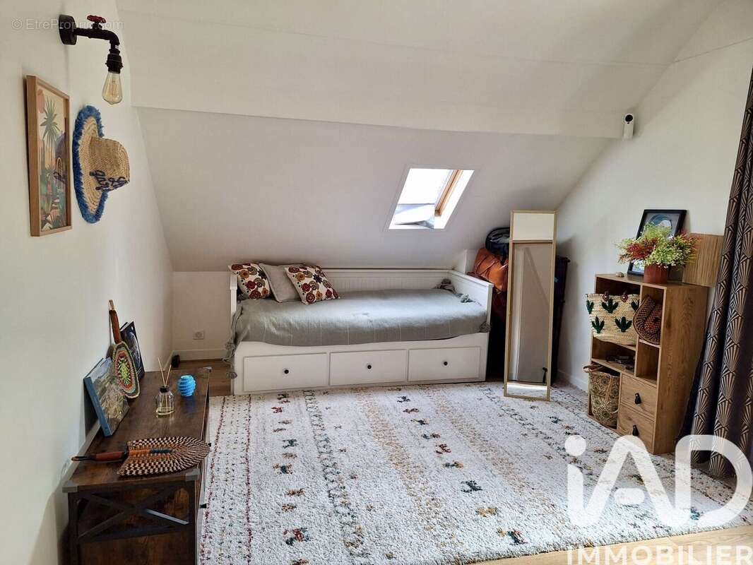 Photo 9 - Maison à VILLEMOMBLE