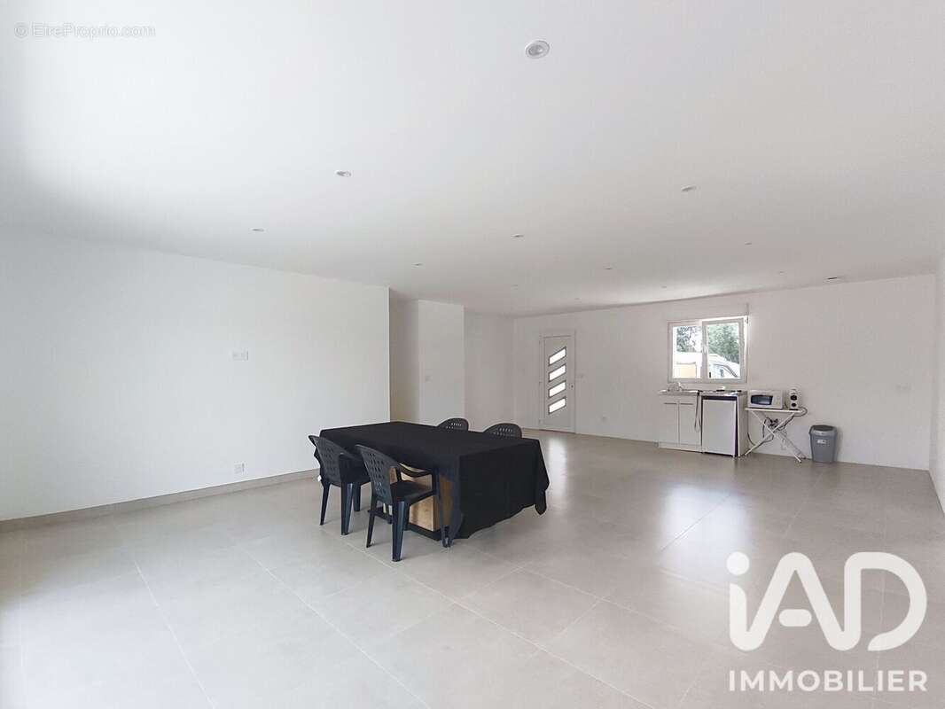 Maison 127 m² à Villefranche-Sur-Cher  - photo 4