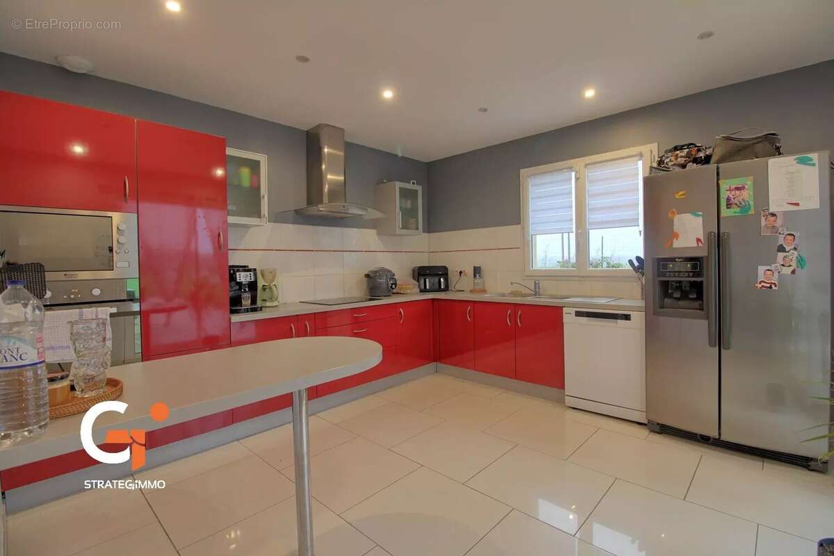 Maison à LONGUEVILLE-SUR-SCIE