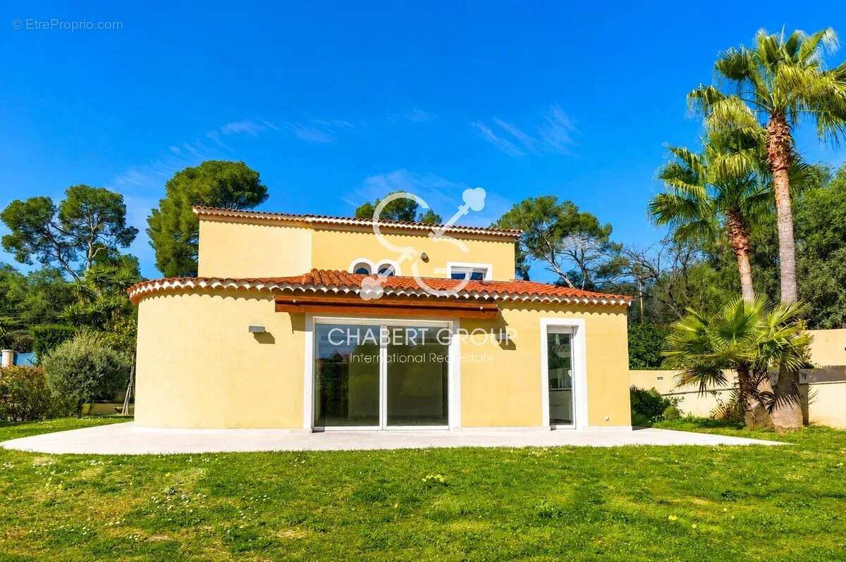 Nice – mont boron – villa – 6 pièces – 198 m² – vue mer – piscinable - garage fermé - configuration modulable - photo 4