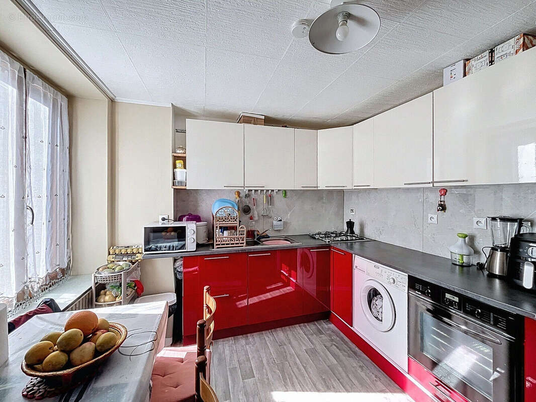 Maison à SAINTRY-SUR-SEINE