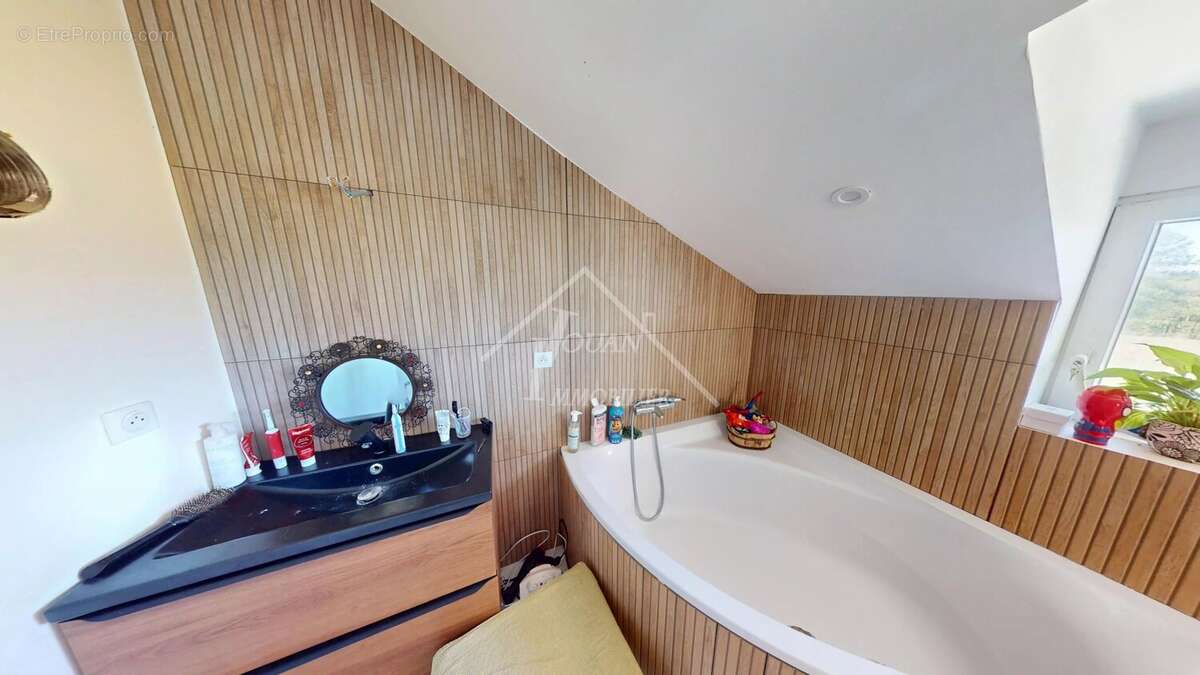 Maison à SAINT-POURCAIN-SUR-BESBRE