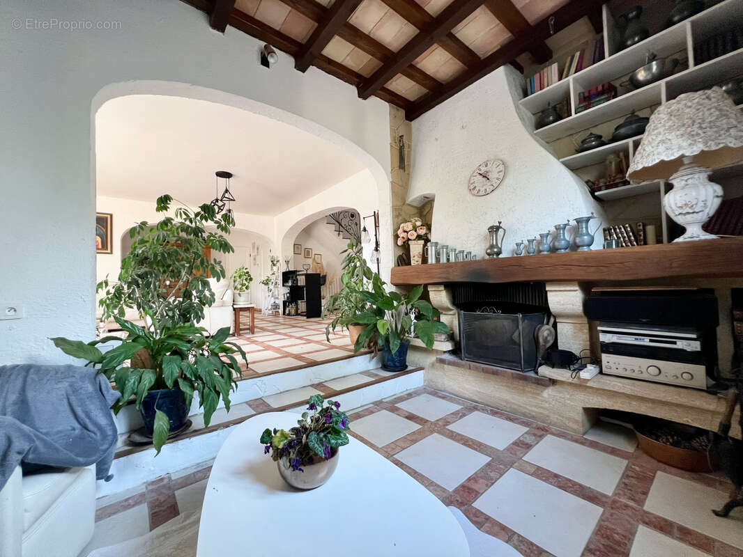 Maison à LA DESTROUSSE