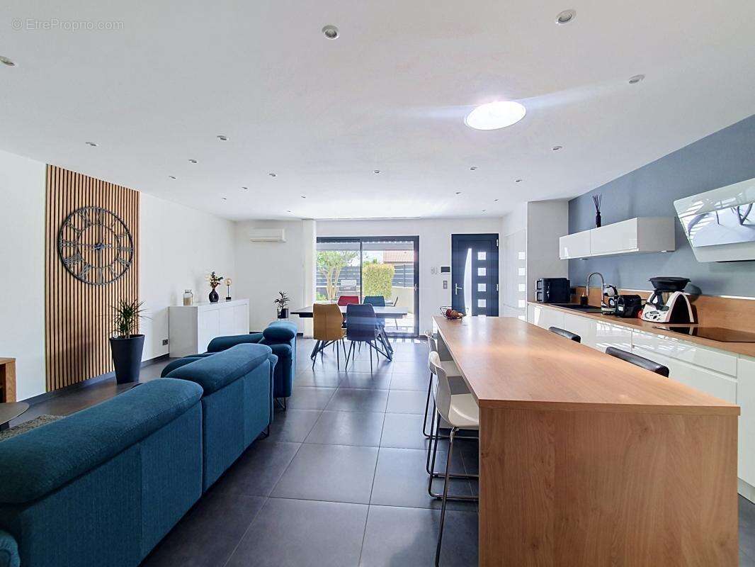 Maison à MIONS