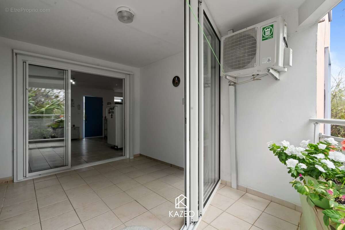 Appartement à SAINTE-LUCE