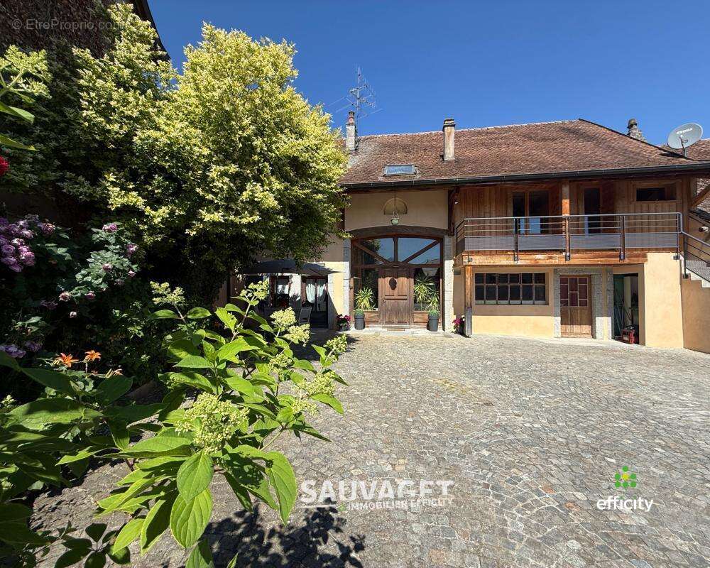 Maison 271 m² à Cornier  - photo 19