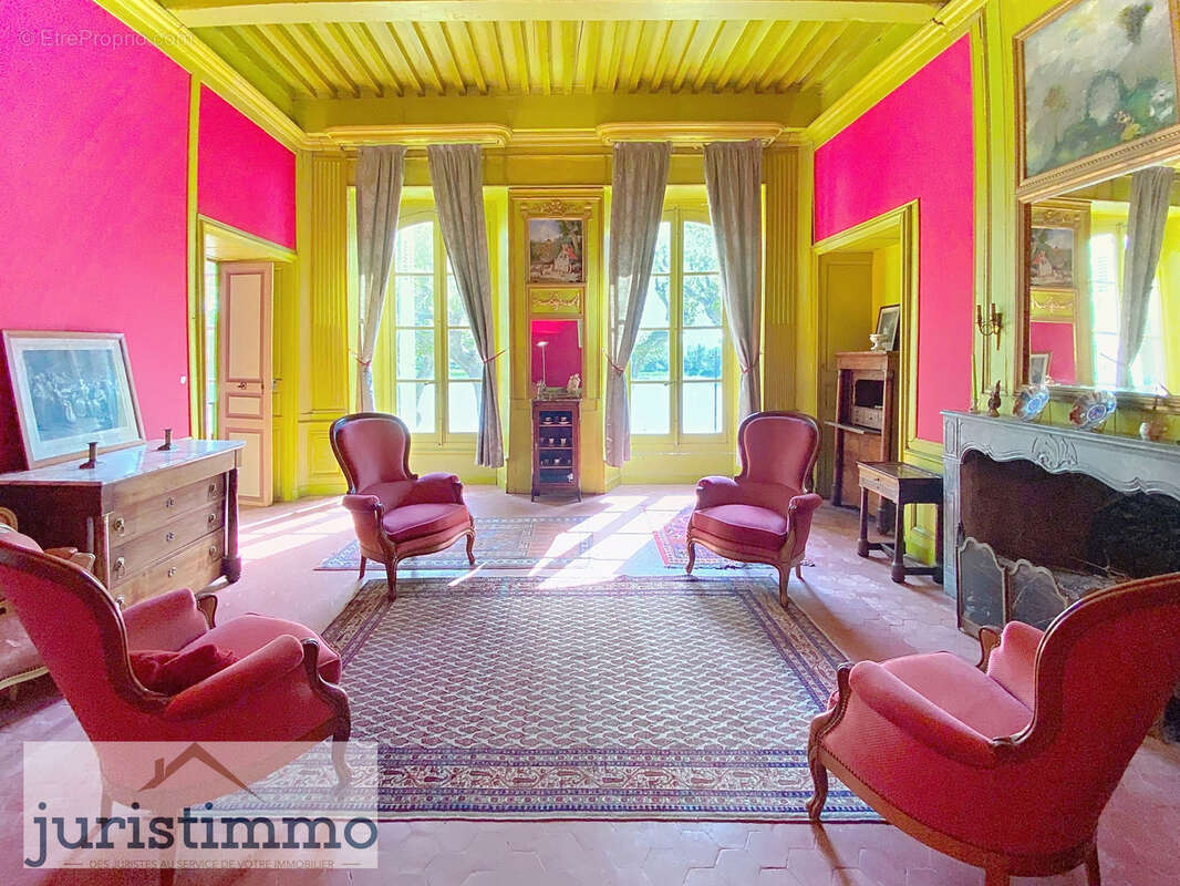 Maison à SAINT-PAUL-TROIS-CHATEAUX