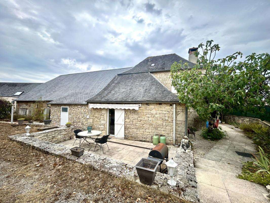 Maison à CRESSENSAC