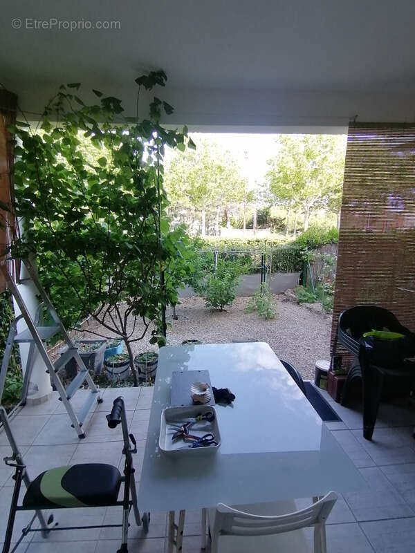 Appartement à LEZIGNAN-CORBIERES