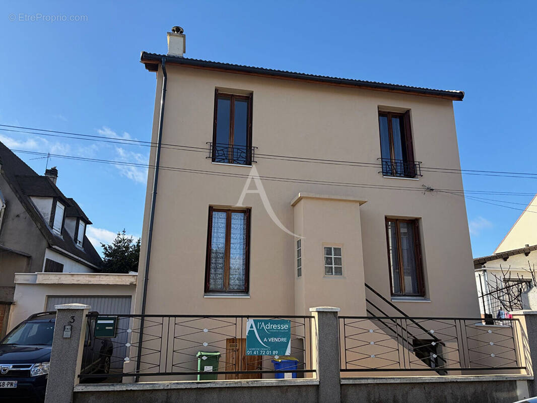 Maison à DRANCY