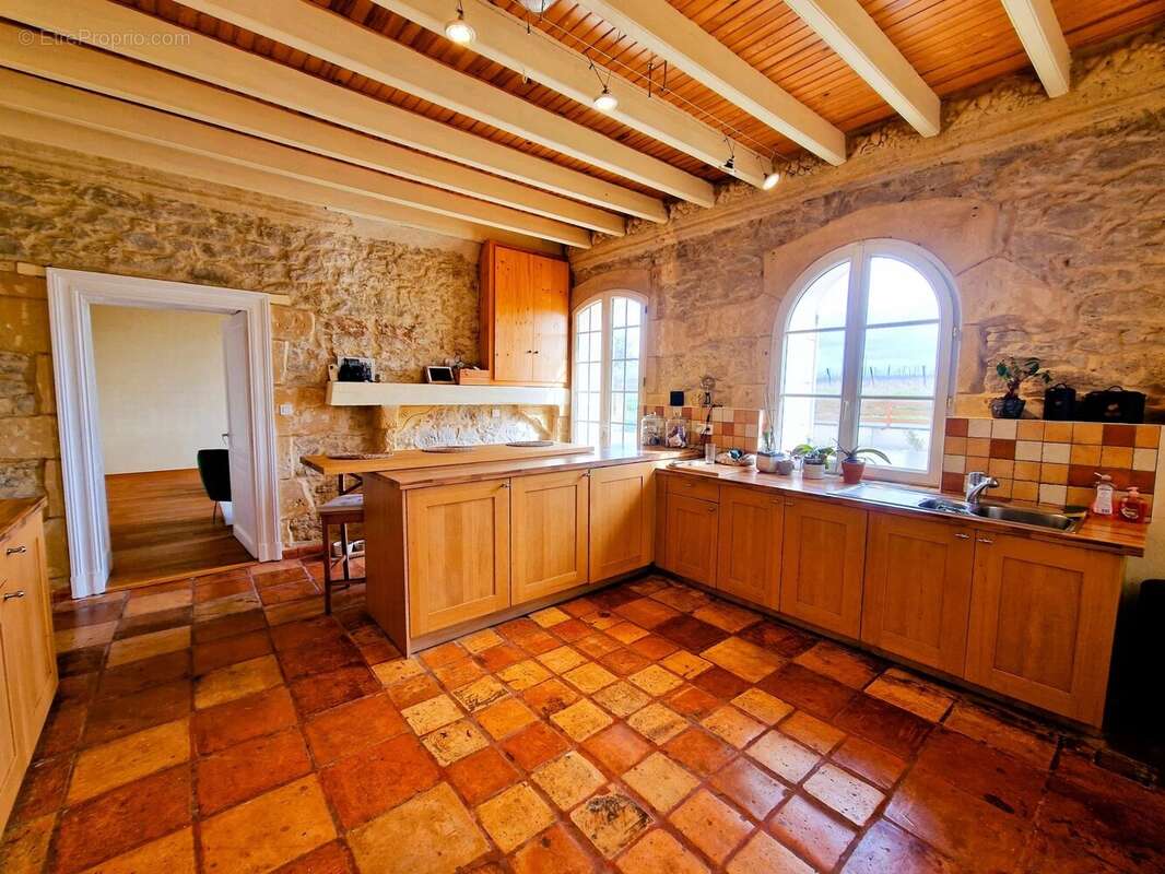 Maison à SAUVETERRE-DE-GUYENNE