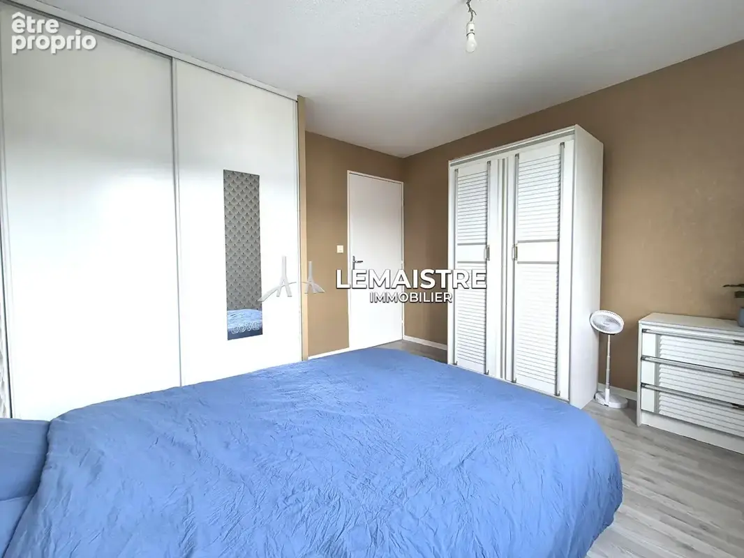 Appartement à vendre  Le Havre  Sainte Marie  1 chambre + bureau  Balcon, ascenseur et stationnement sécurisé - photo 9