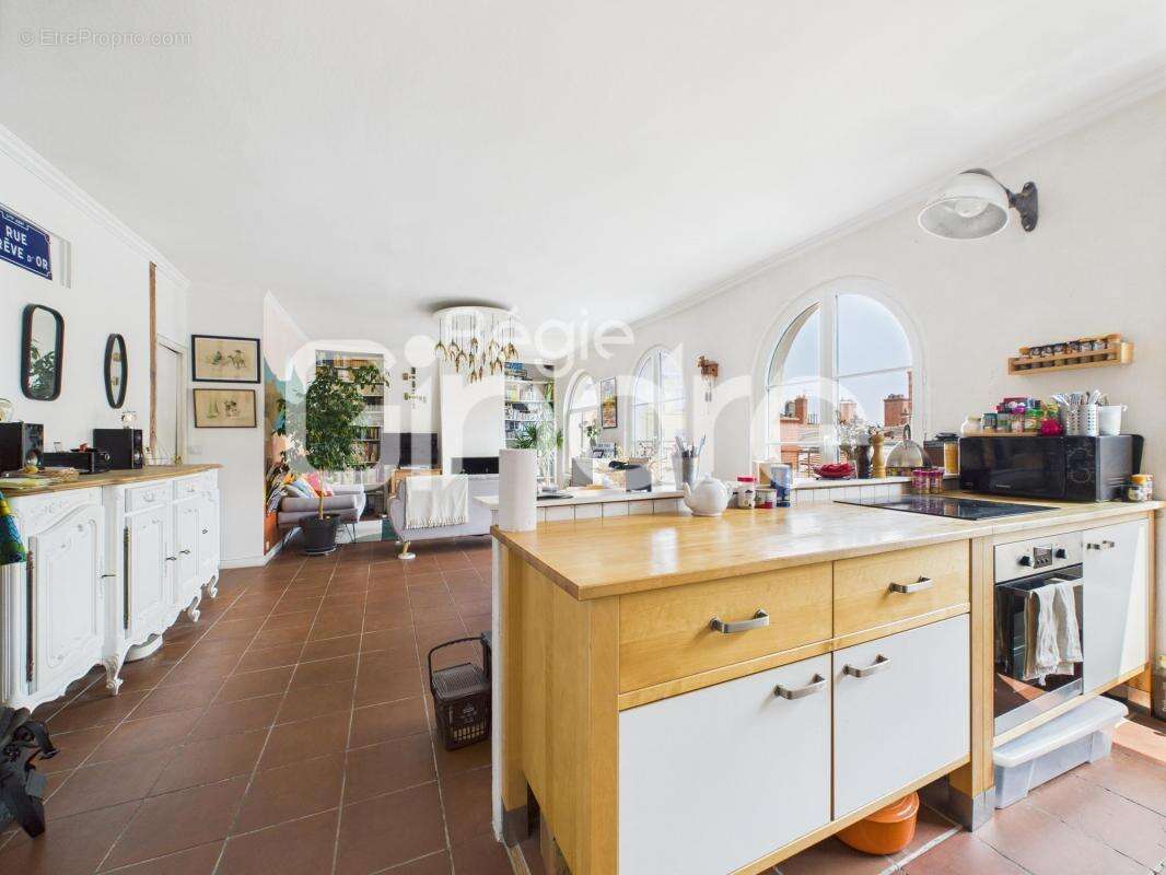 Appartement à LYON-1E