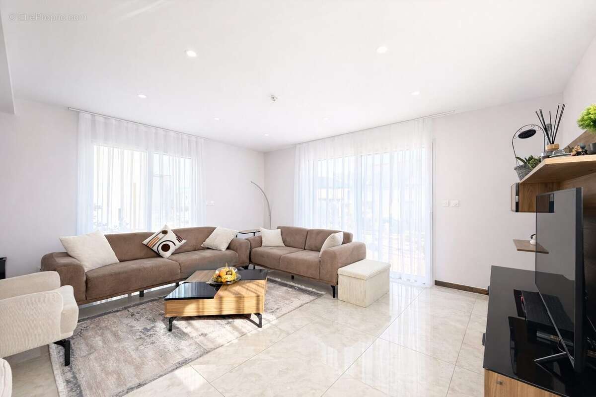 Maison à BLAINVILLE-SUR-ORNE