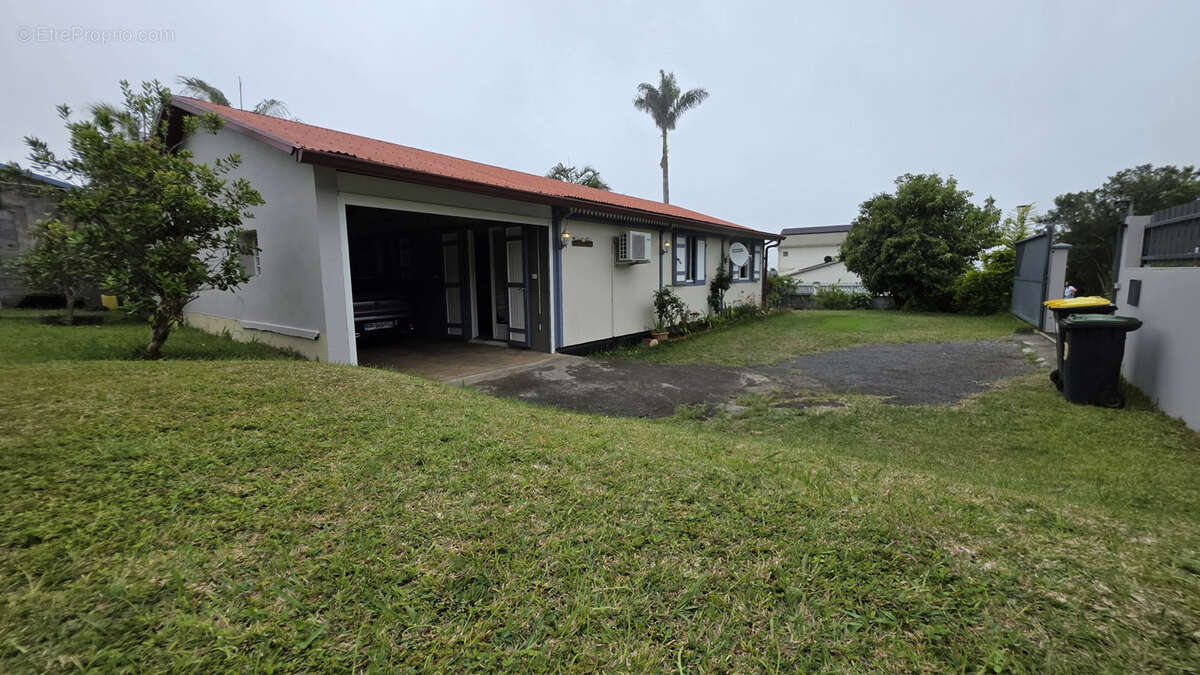 Maison à SAINT-JOSEPH