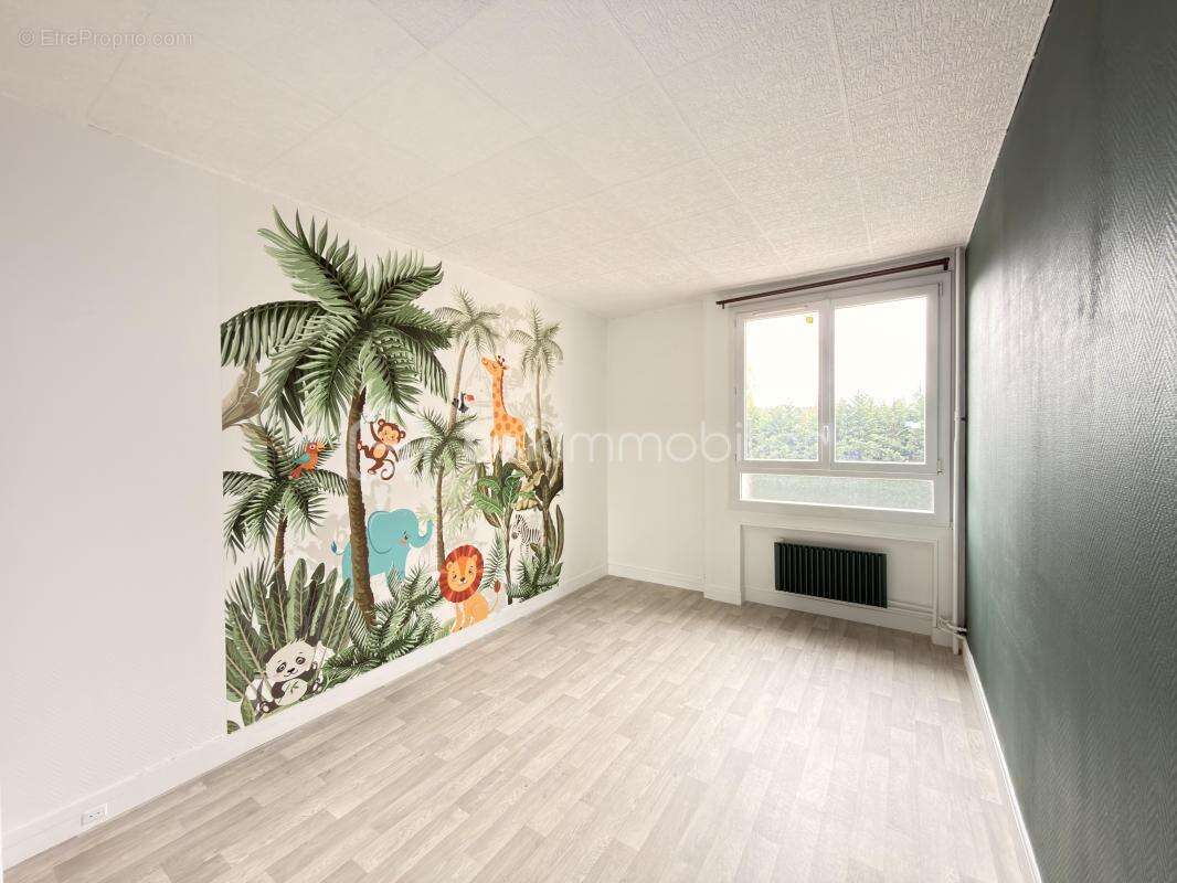 Appartement à LIVRY-GARGAN