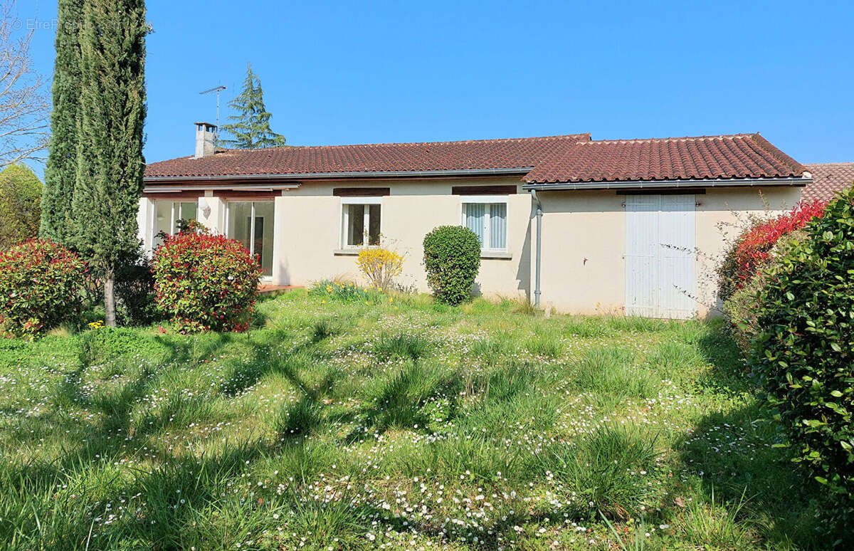 Proche Albi Puygouzon - Maison PLAIN PIED 100m²  + 36m² de garage fermé  terrain 635m² - photo 3