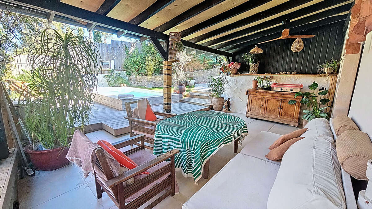 Maison à FREJUS