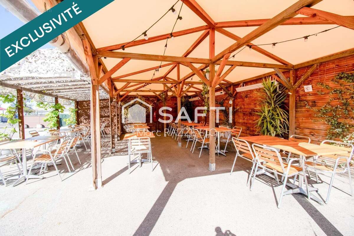 Photo 4 - Commerce à CABRIES