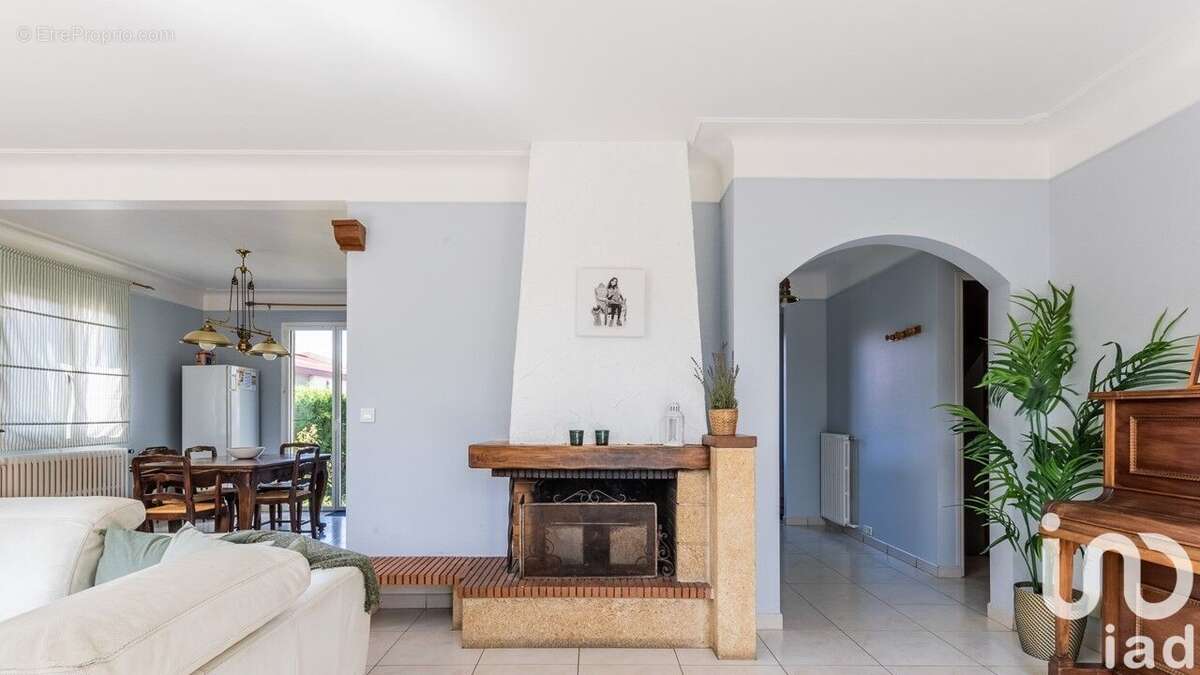 Photo 5 - Maison à BRETIGNY-SUR-ORGE