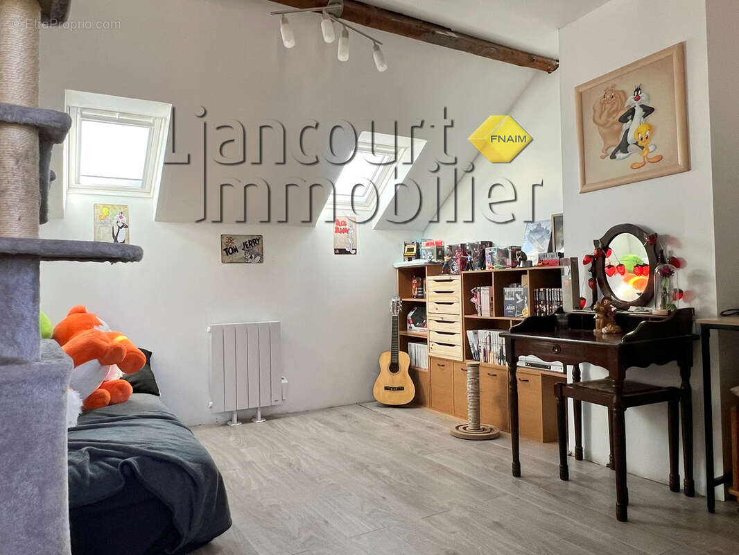 Maison à LIANCOURT