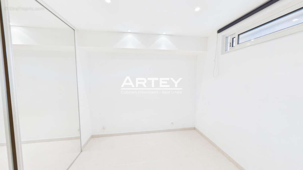 Appartement à CARQUEIRANNE