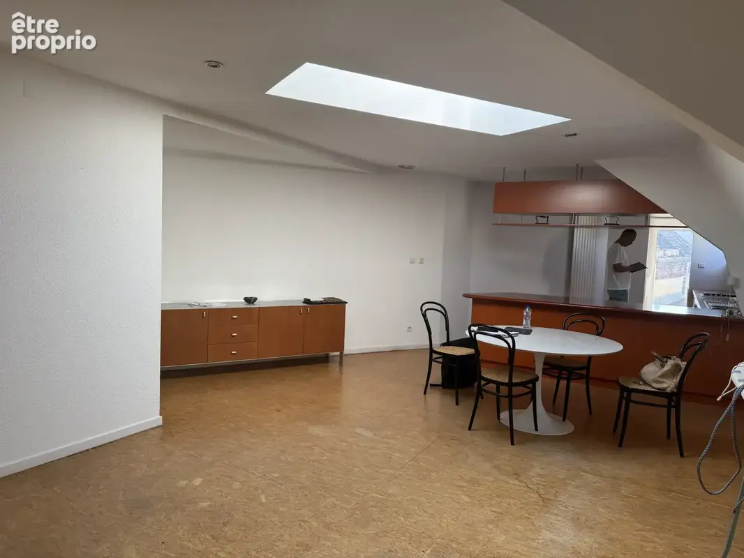 Mulhouse centre ville t2 dernier etage - photo 2