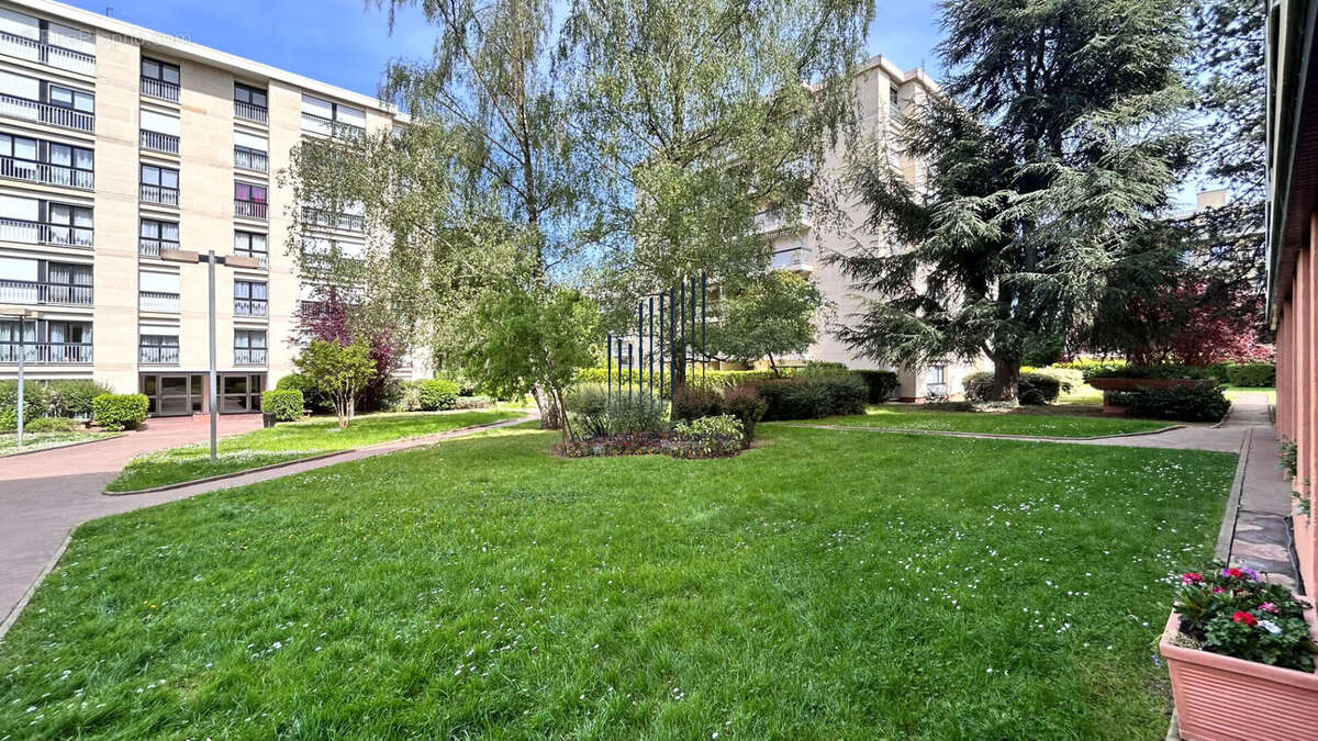 Rueil Malmaison Appartement 4 pièces - photo 6