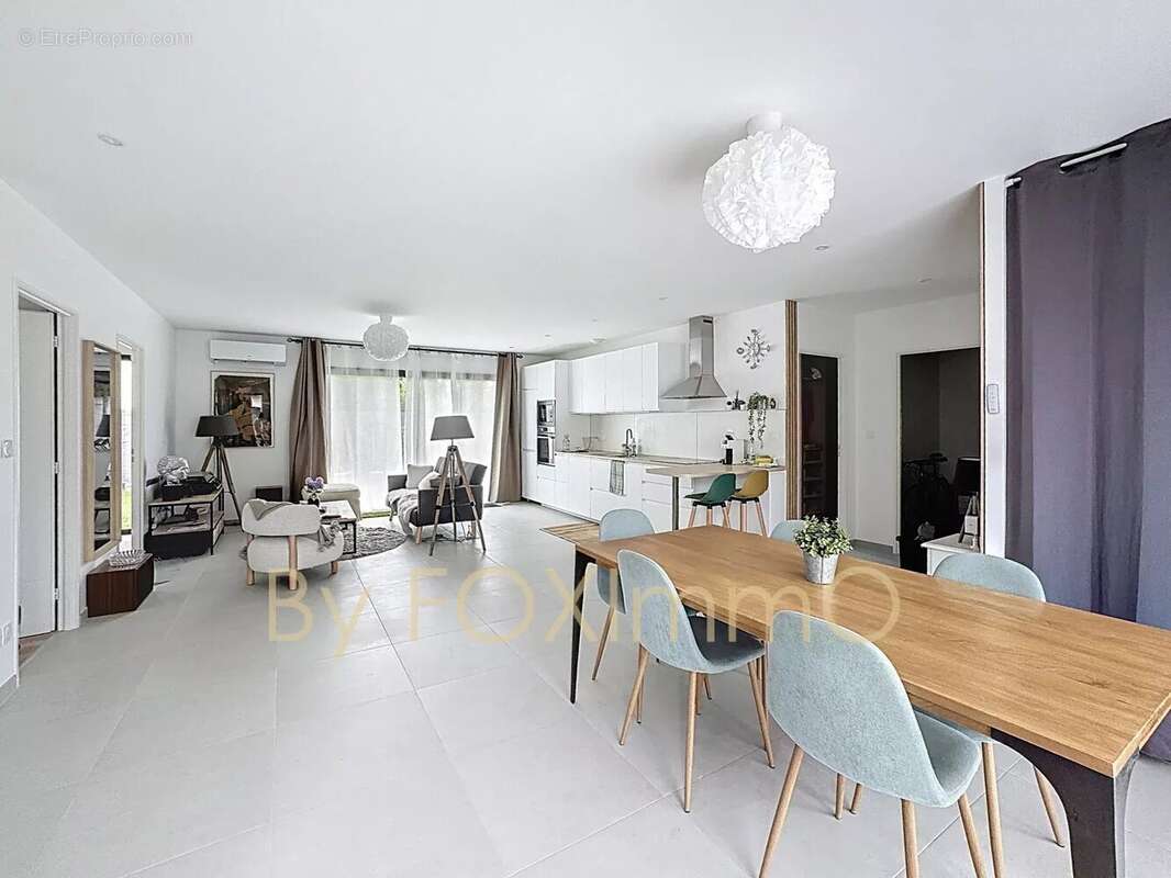 Maison à VILLEURBANNE