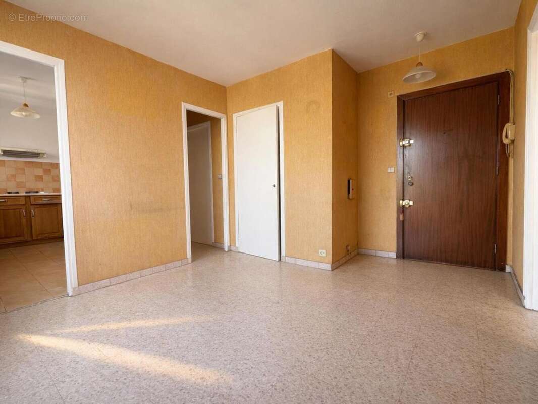   - Appartement à NICE