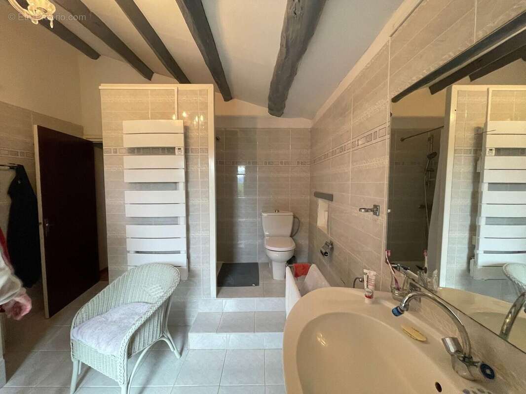 Maison 200 m² à Saint-Gervais-Sur-Roubion  - photo 7