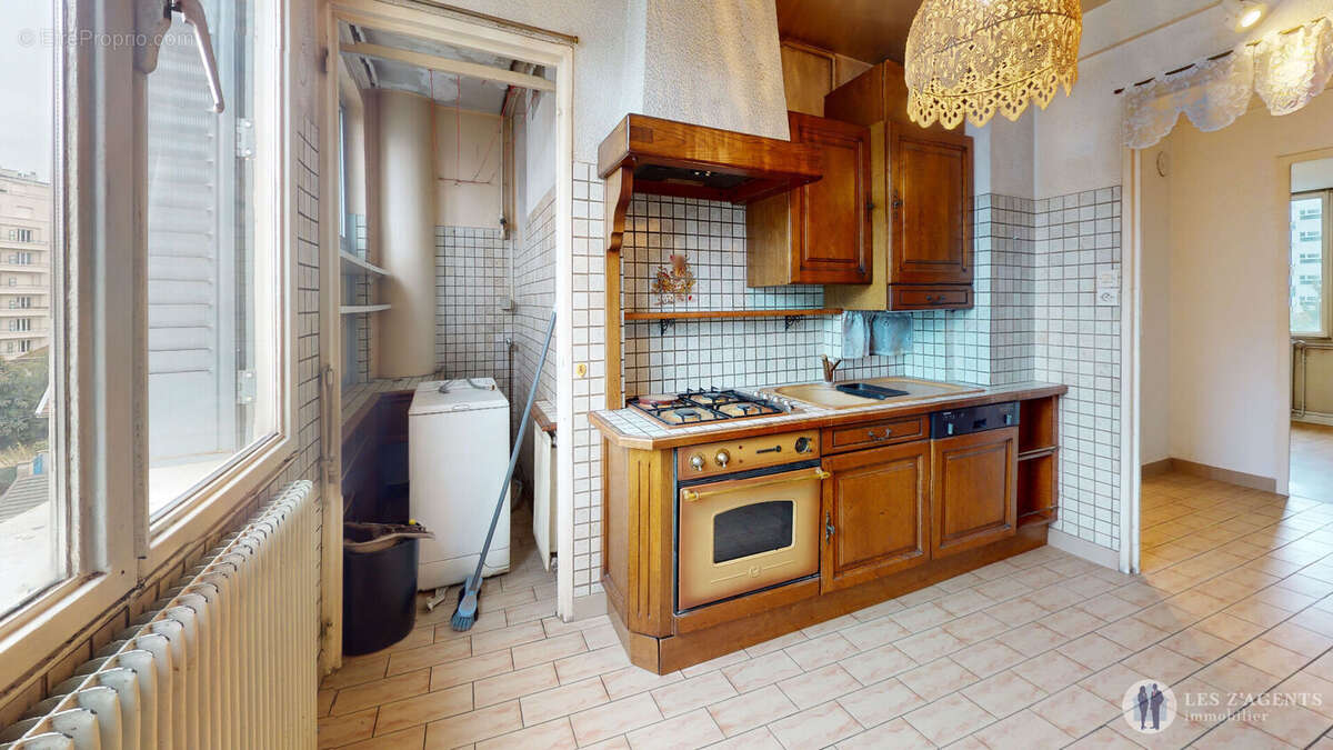 Appartement à SAINT-MARTIN-D'HERES