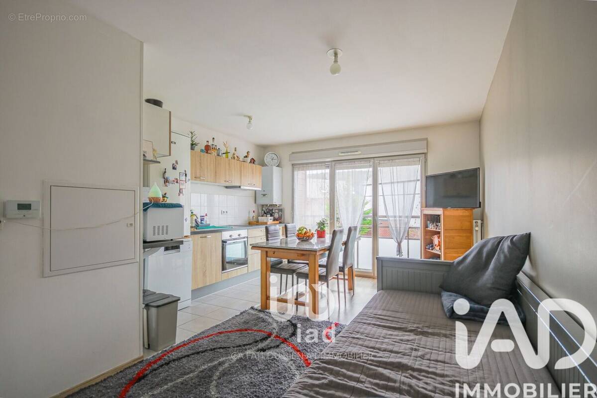Photo 1 - Appartement à SAINT-LEGER-DU-BOURG-DENIS