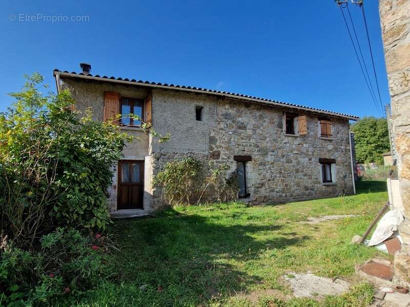 Maison à VERNOUX-EN-VIVARAIS