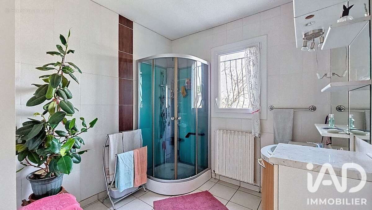 Maison 106 m² à Bogy  - photo 9